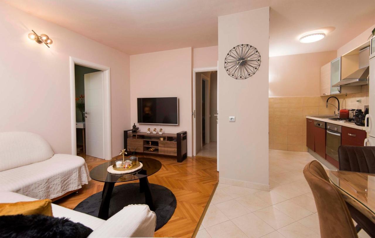 New Apartment Neda Omis Ngoại thất bức ảnh